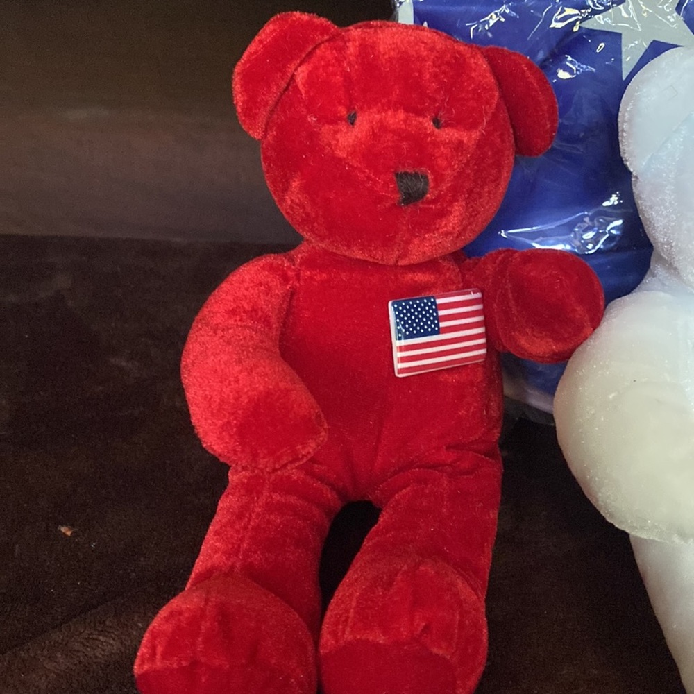 NWOT Set of three Benich International patriotic bears - Picture 2 of 5